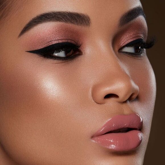 Anastasia Beverly Hills Liquid Lipstick in Kristen - Picture 7 of 12